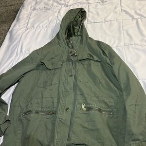 Amazing green plenty pocket zipper jacket.sizeXL from Miss London